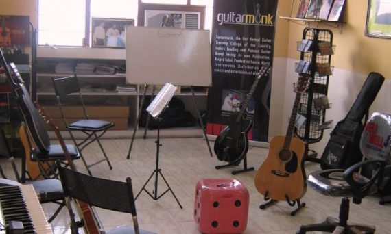 Guitar Classes in Paschim Vihar Delhi