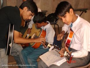 Guitar Classes in Rohini Sector 11 Delhi