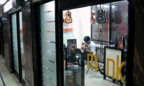 Guitar Classes in Ramesh Nagar Delhi